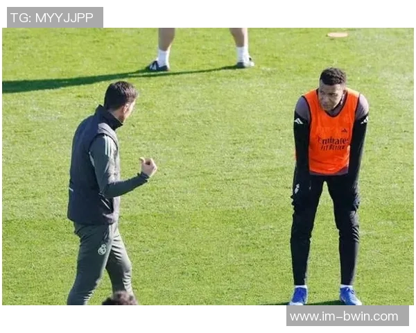 姆巴佩因伤缺席西超杯对决皇马大腿缺阵影响战局