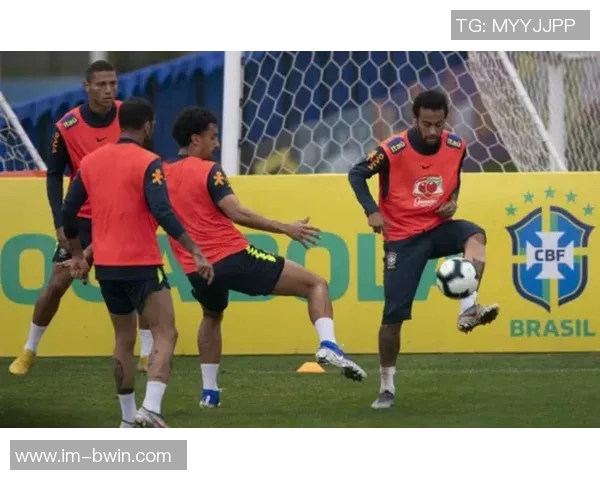 环足奖最佳男足俱乐部候选名单揭晓巴萨蓝军弗拉门戈利物浦巴黎争夺荣誉