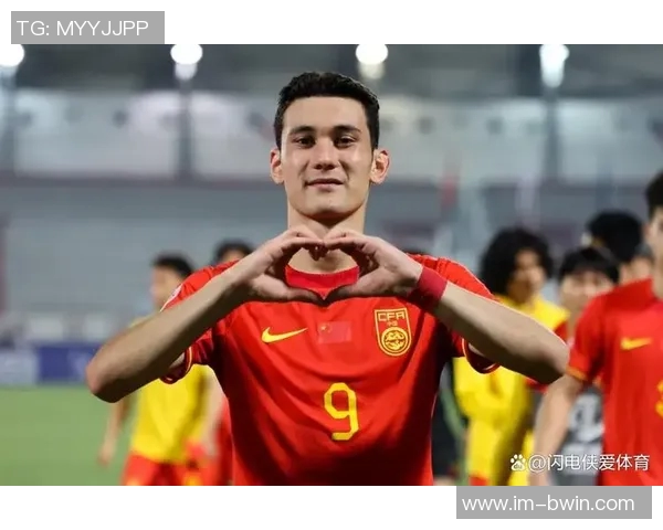 拜合拉木错失单刀良机对方门将神勇扑救令人叹息